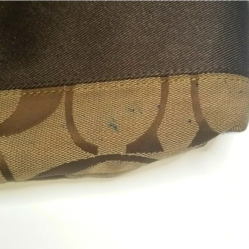 COACH brand Signature Canvas Bag - Picture 8 of 8